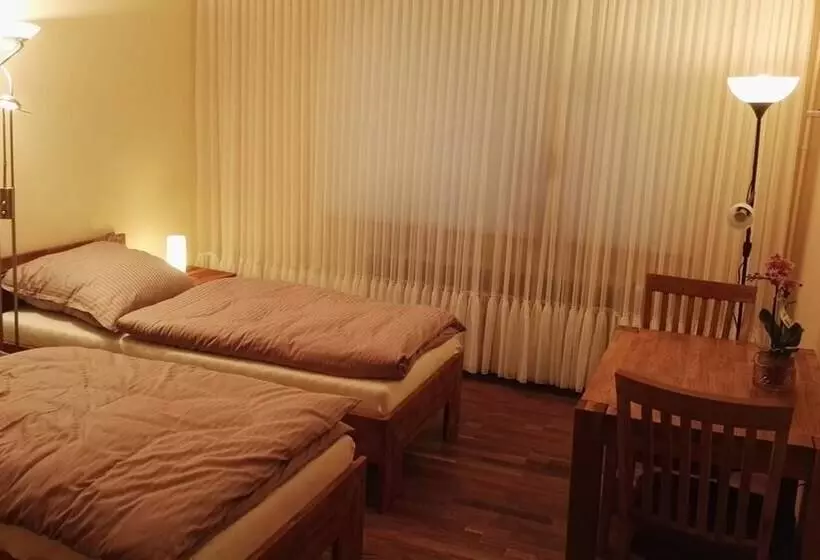پانسیون Monteurzimmer Barbaroussis