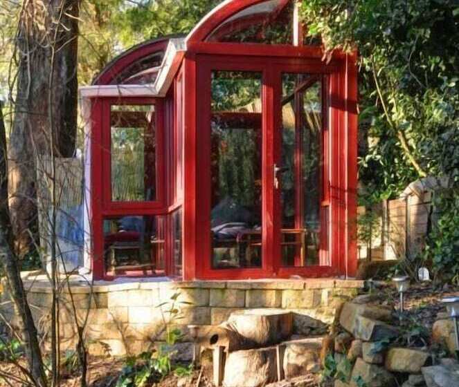 פנסיון Mt Dandenong Imperial Retreat