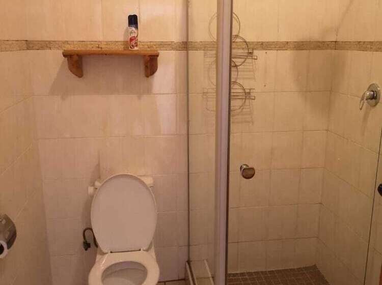 Pensió Ui Elemea Suites