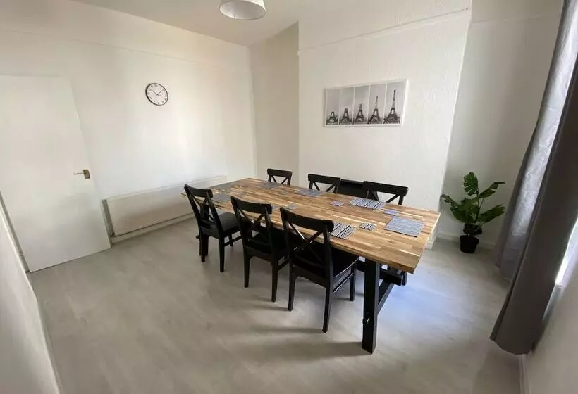 レジデンス Beautiful Modern 3 Bed House In Wallasey Near City