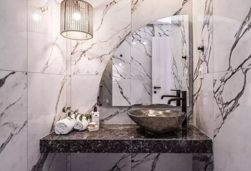 Stella Luxury Apartments