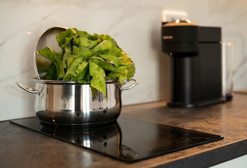 Stella Luxury Apartments