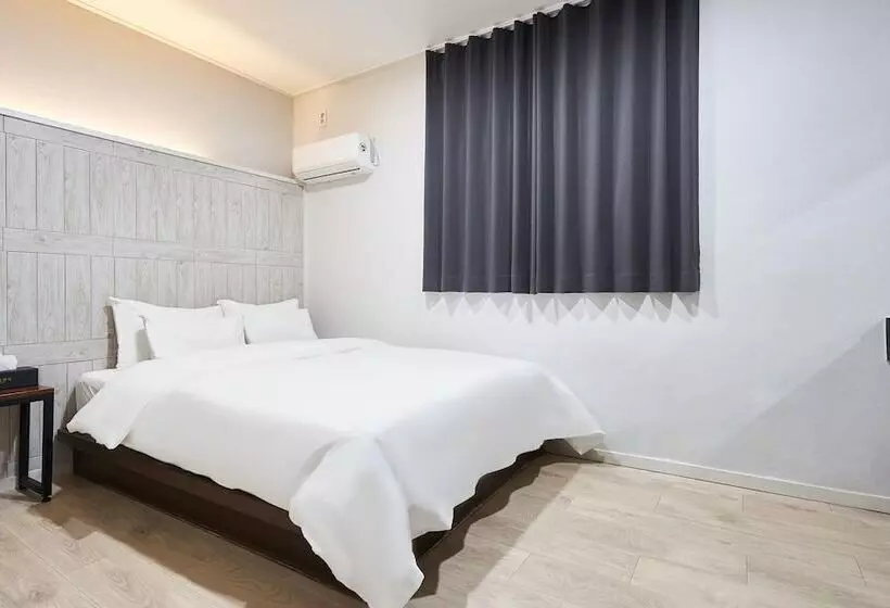 Daebudo Winter Motel