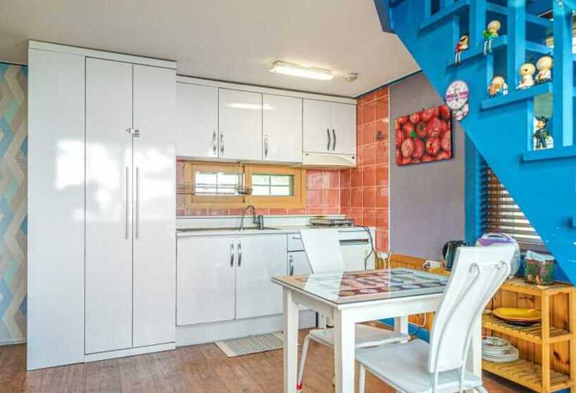 Ganghwado Pine Tree Pension