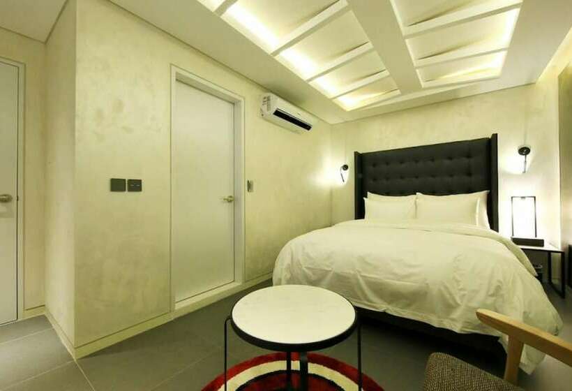 فندق على الطريق California Samsung