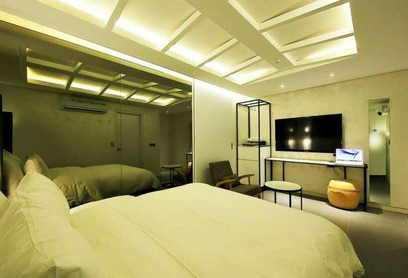 فندق على الطريق California Samsung