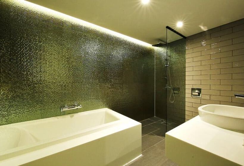 فندق على الطريق California Samsung