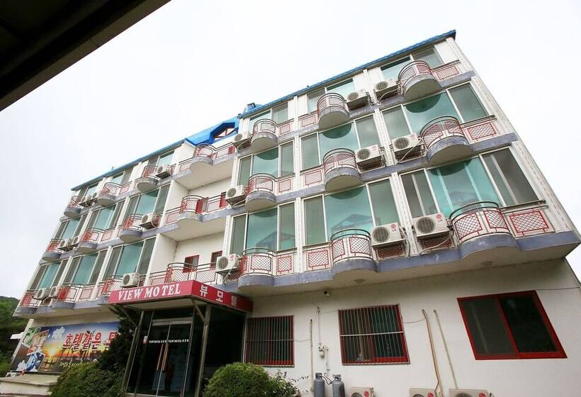 فندق على الطريق Daebudo View