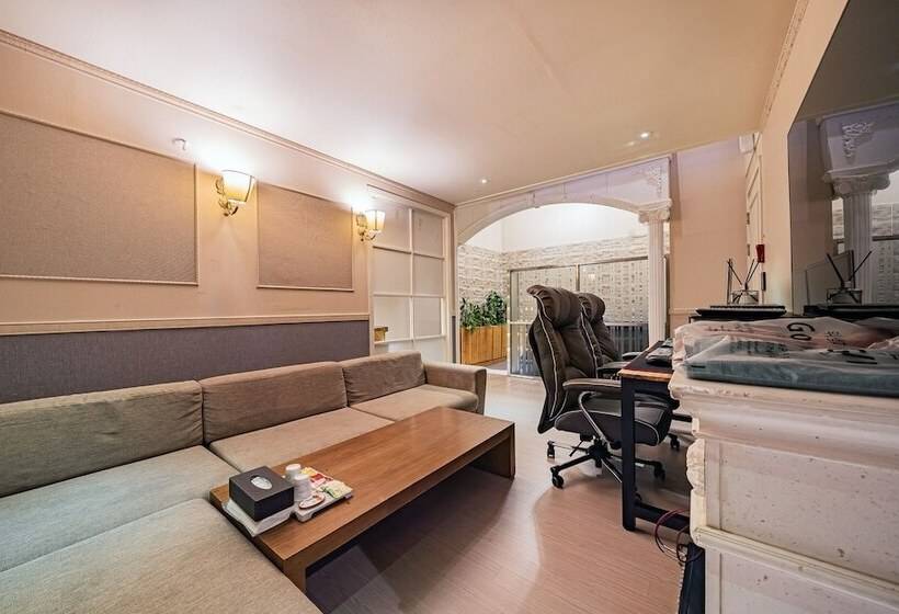 Motel Guri Hong Kong