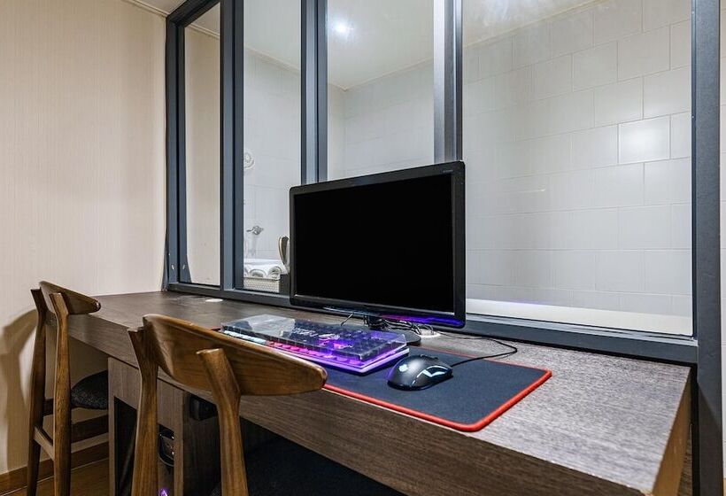 Motel Guri Hong Kong