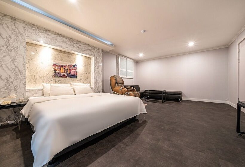 Motel Guri Newcastle