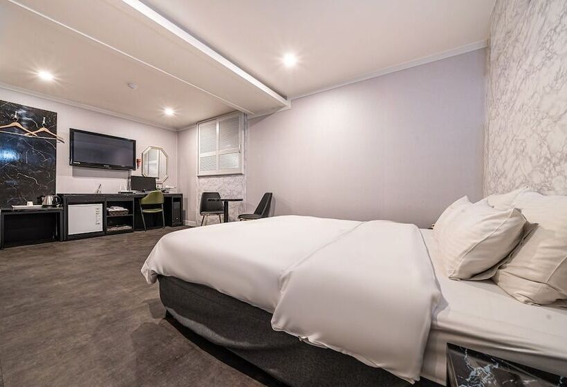 Motel Guri Newcastle