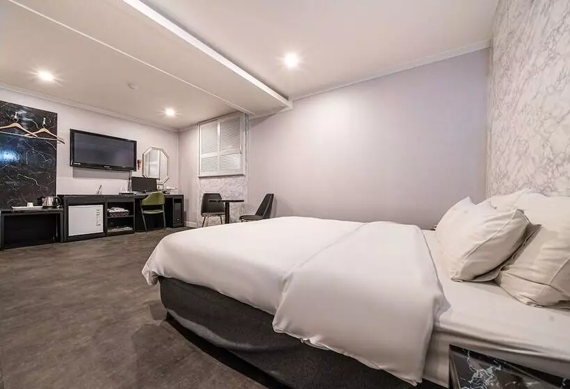 Motelli Guri Newcastle