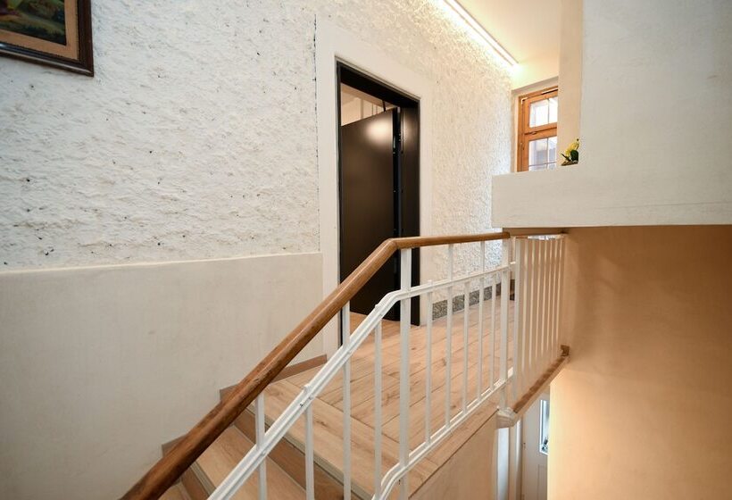 ホテル Digital Brünig Lodge 24 7