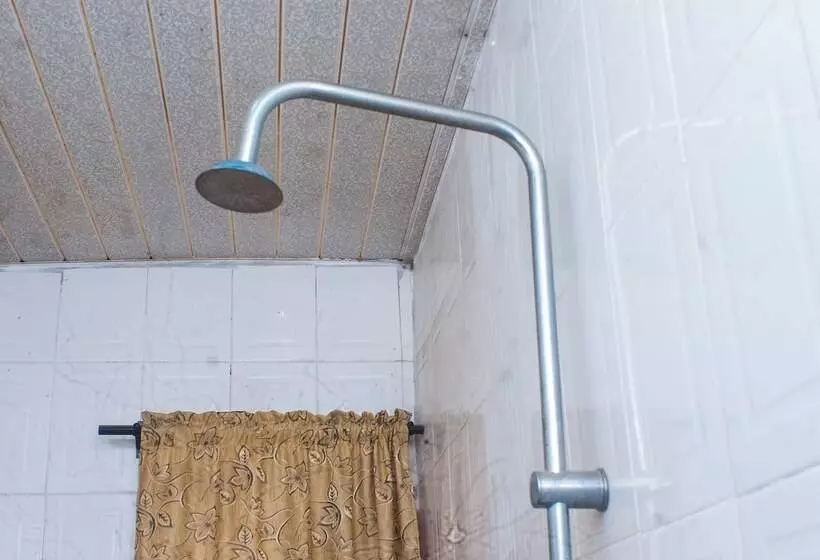 Janny Paul Hotel & Suites