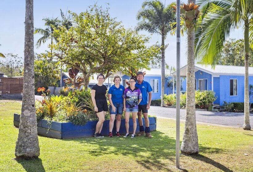 בית מלון כפרי Lake Tinaroo Holiday Park