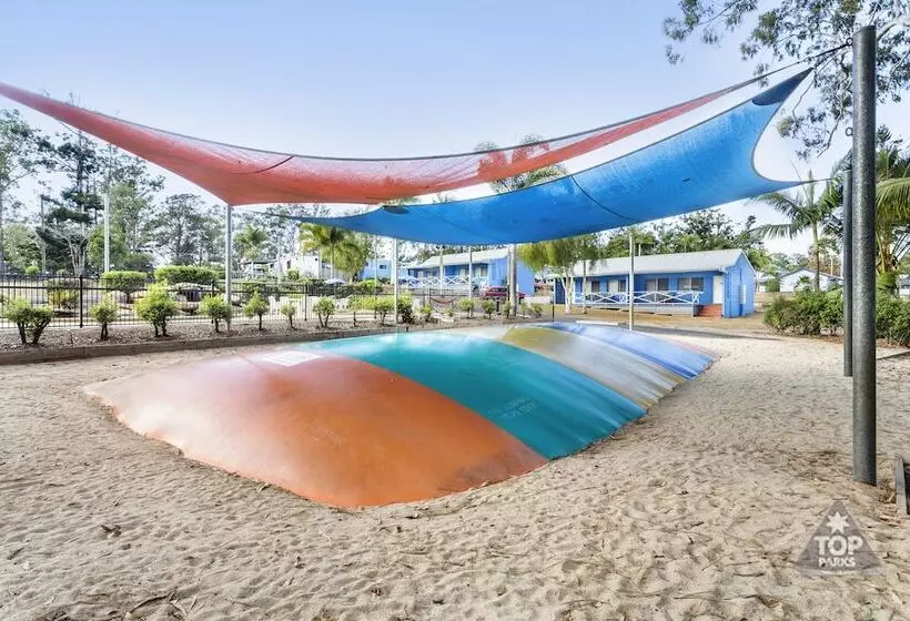 Hotelli Lake Tinaroo Holiday Park