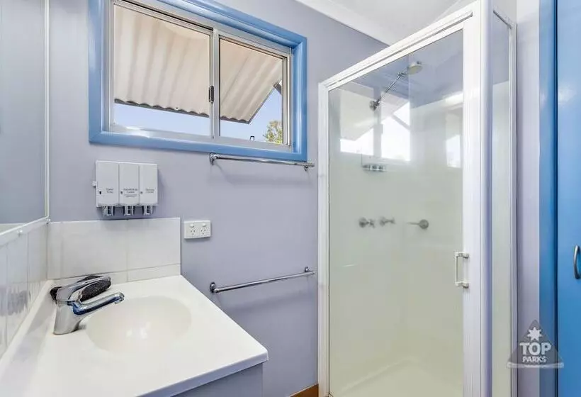 Hotelli Lake Tinaroo Holiday Park