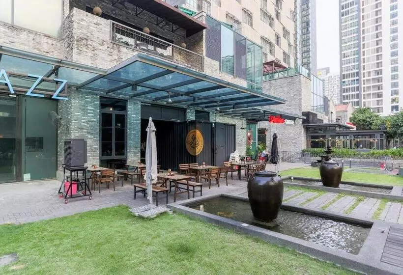 ホテル Tenzou @ Empire Damansara