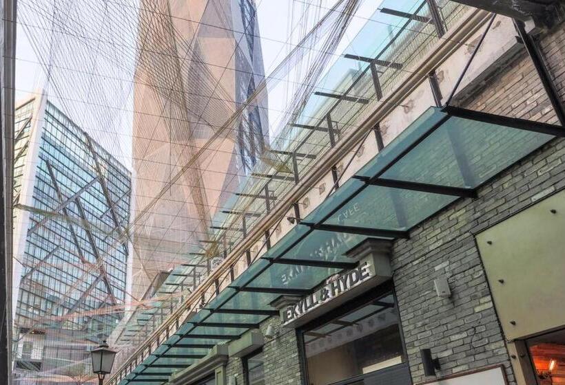 בית מלון כפרי Tenzou @ Empire Damansara