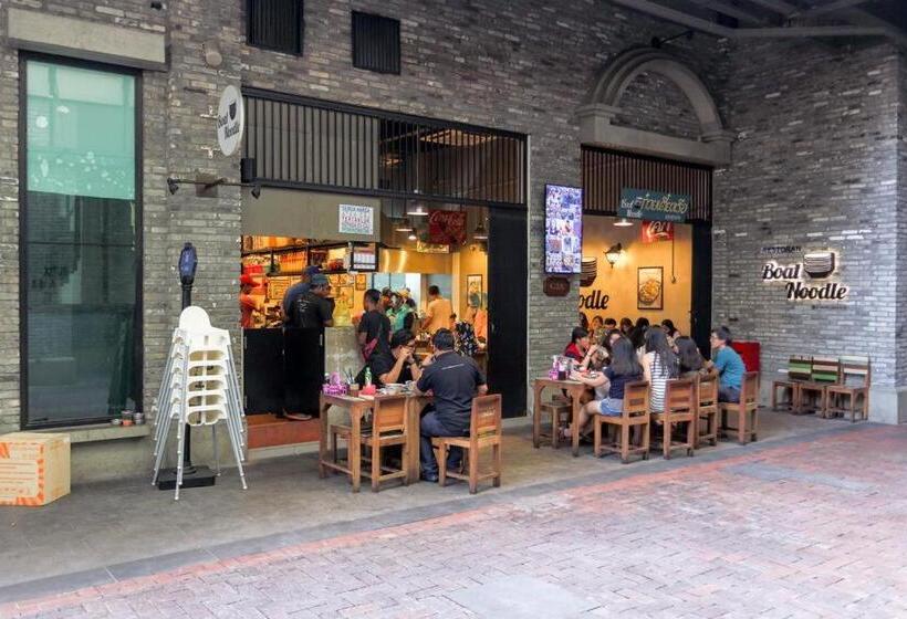 בית מלון כפרי Tenzou @ Empire Damansara