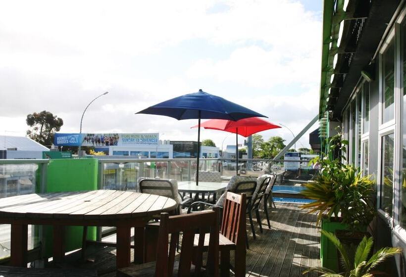 Общежитие Backpackers Central Hamilton