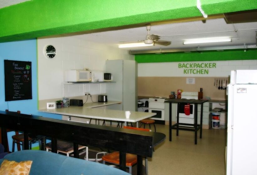 Общежитие Backpackers Central Hamilton