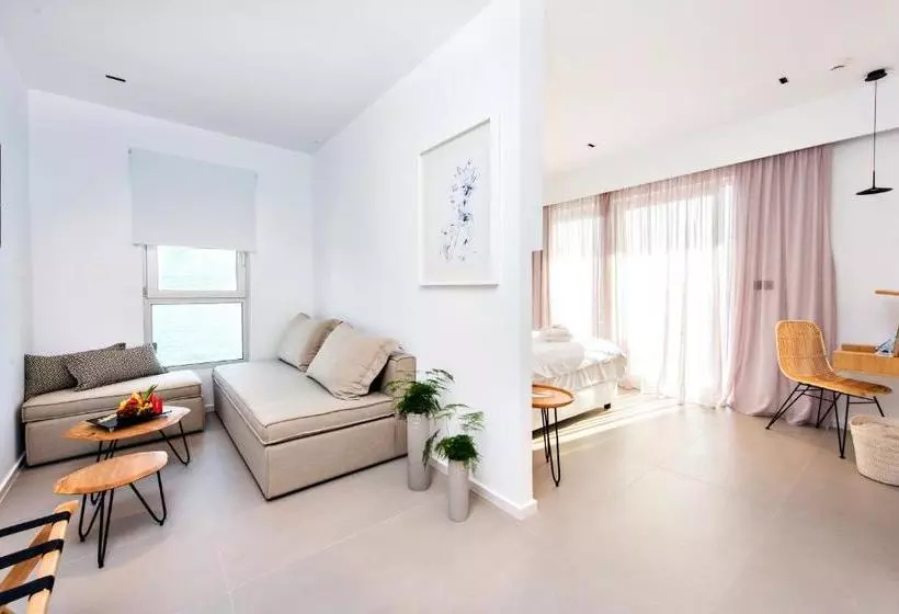 Hotel Enorme Ammos Beach Resort