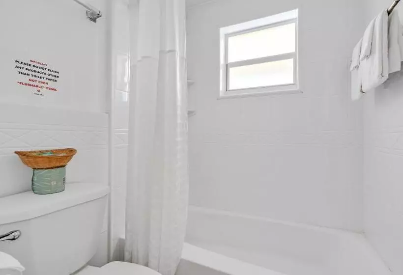 فندق Blackfin Resort And Marina