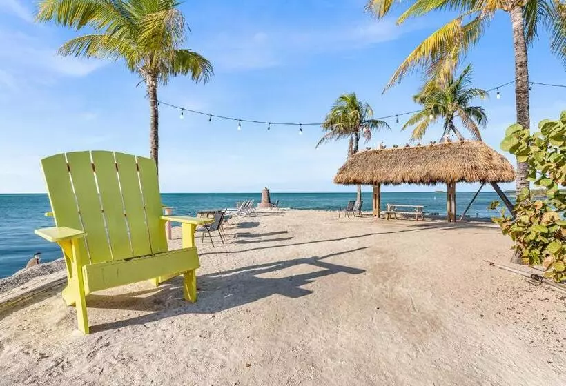 فندق Blackfin Resort And Marina