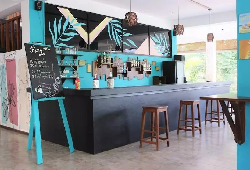 فندق Blue Turtle