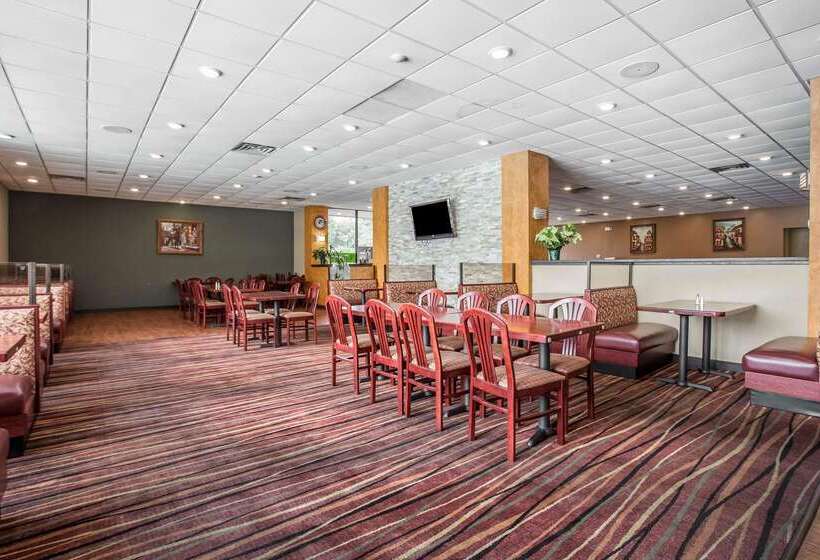 Clarion Hotel Fort Mill Near Amusement Park