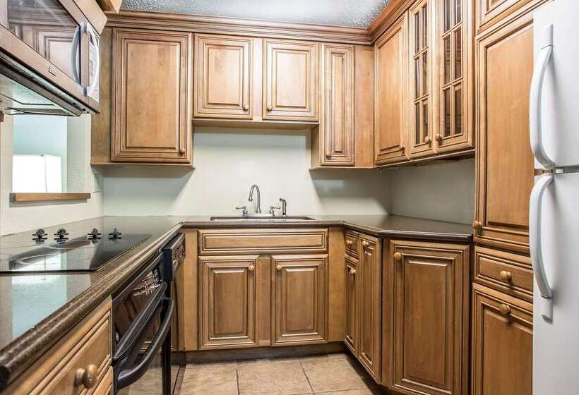 Clarion Hotel Fort Mill Near Amusement Park