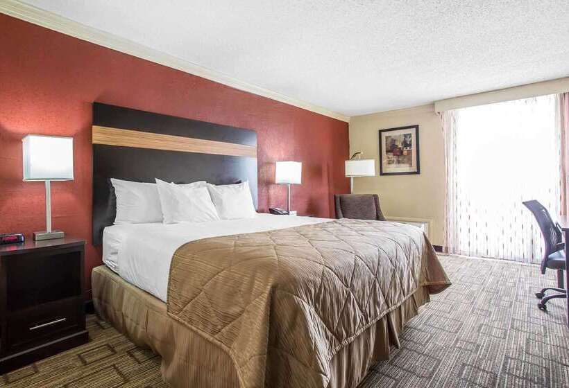 Clarion Hotel Fort Mill Near Amusement Park