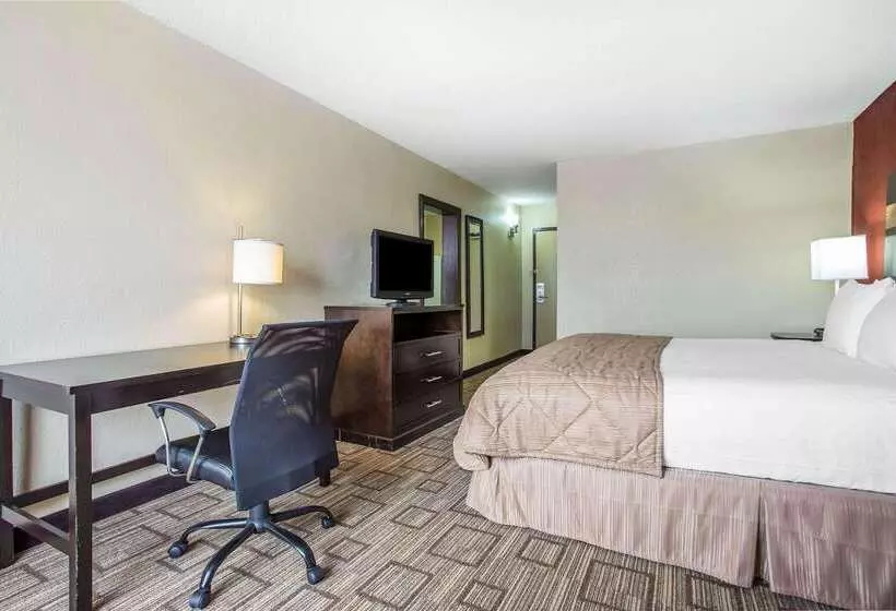 Clarion Hotel Fort Mill Near Amusement Park