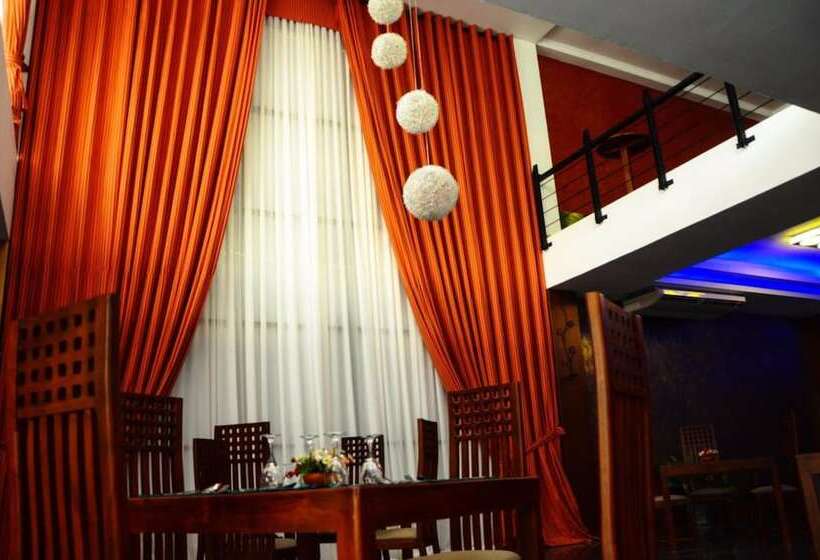 בית מלון כפרי Cockpit Airport Reach