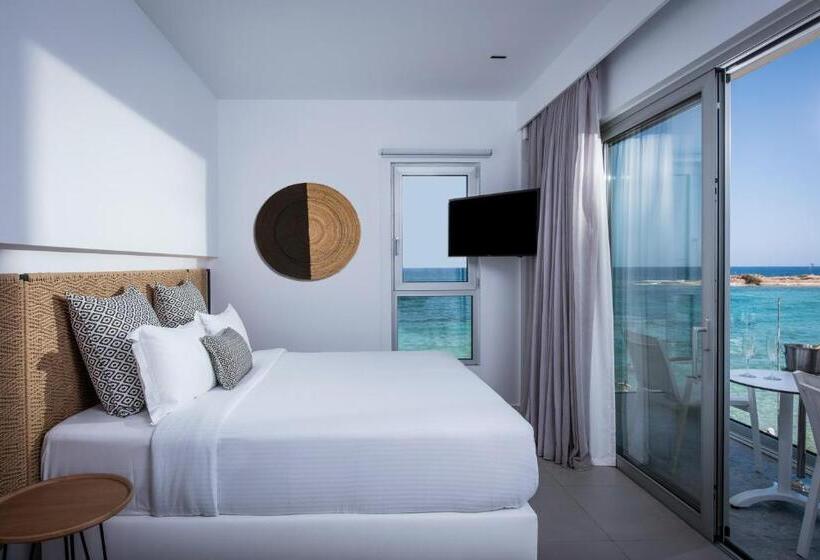 هتل Enorme Ammos Beach Resort