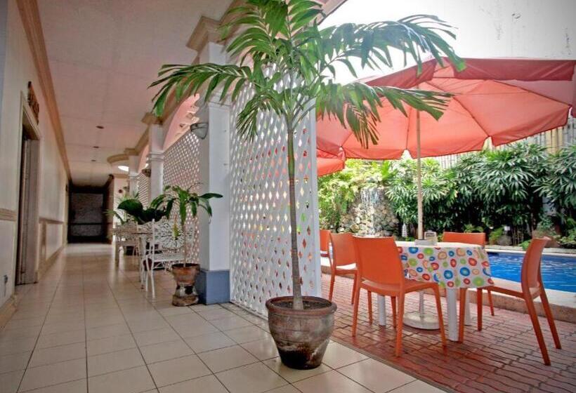 Hotel Galleria Davao