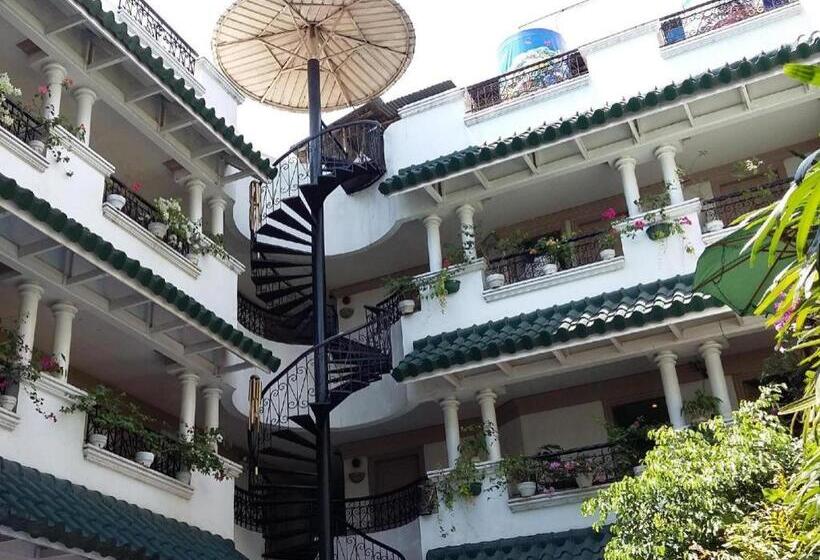 Hotel Galleria Davao