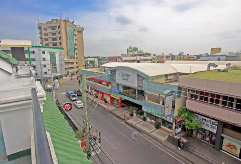 호텔 Galleria Davao