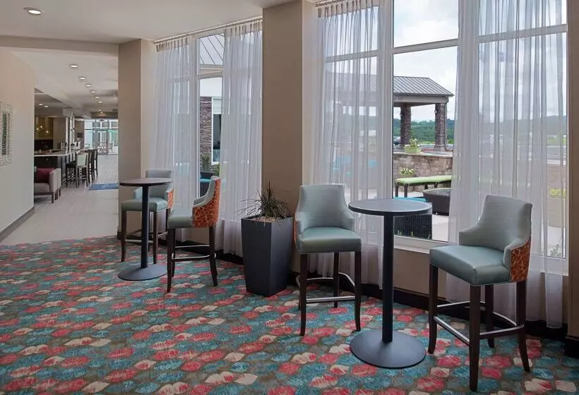 ホテル Hilton Garden Inn Bristol