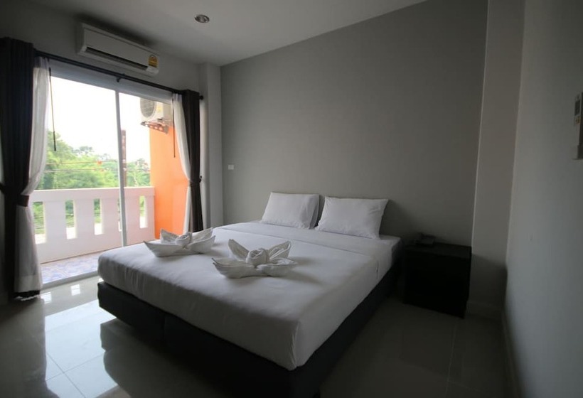 فندق Karon Sea Side