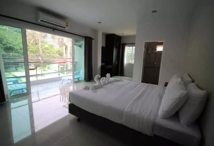 Hotel Karon Sea Side