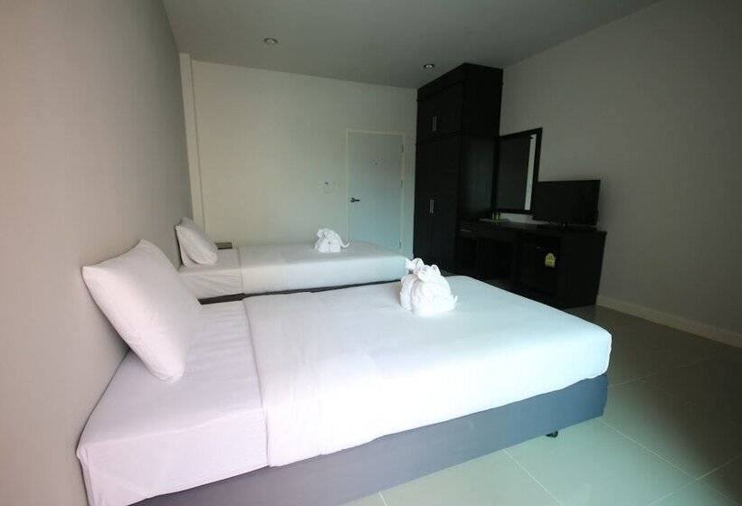 فندق Karon Sea Side