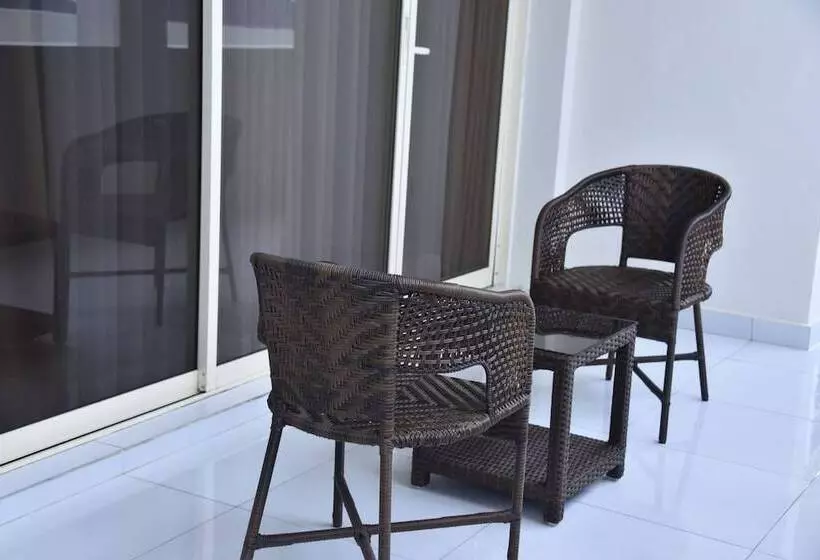 هتل King's Conference Centre