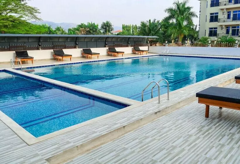 هتل King's Conference Centre