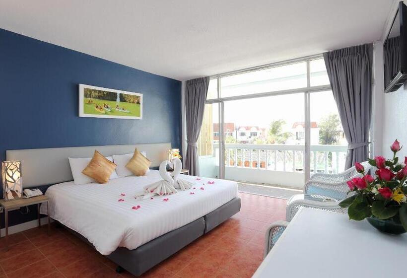 On Hotel Phuket   Sha