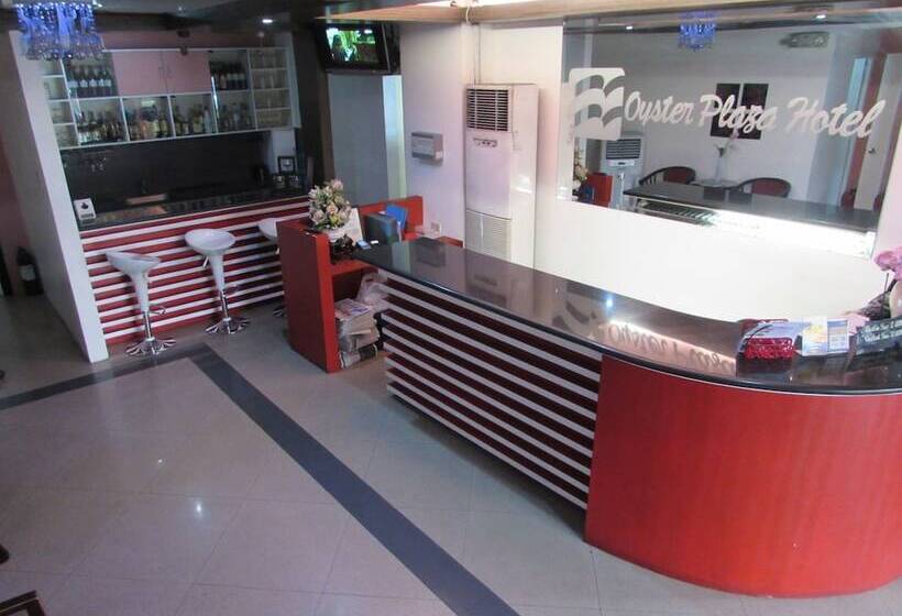 Отель Oyster Plaza