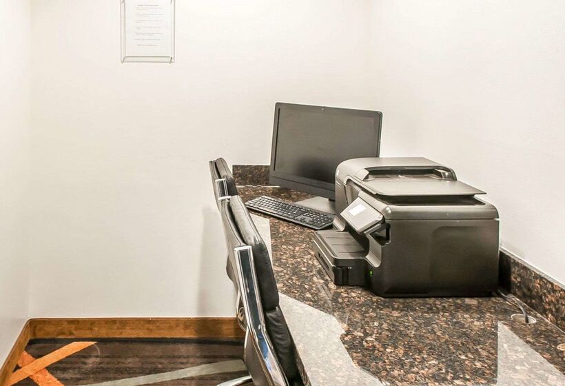 فندق Premier Extended Stay Hobbs