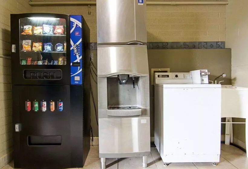 酒店 Rodeway Inn Flagstaff East Route 66